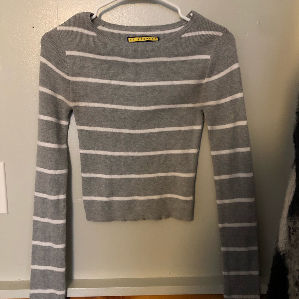 Aeropostale cropped sweater